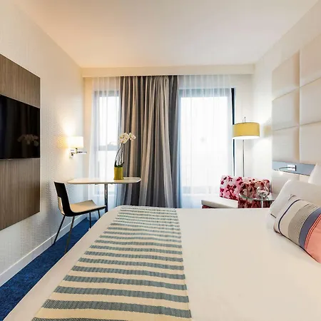 Mercure President 4* بياريتز